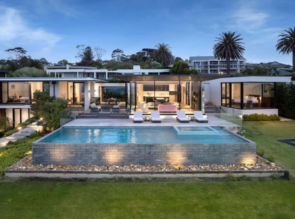 VILLA BOND Mount Eliza-Incredible in every sense. House in Mount Eliza