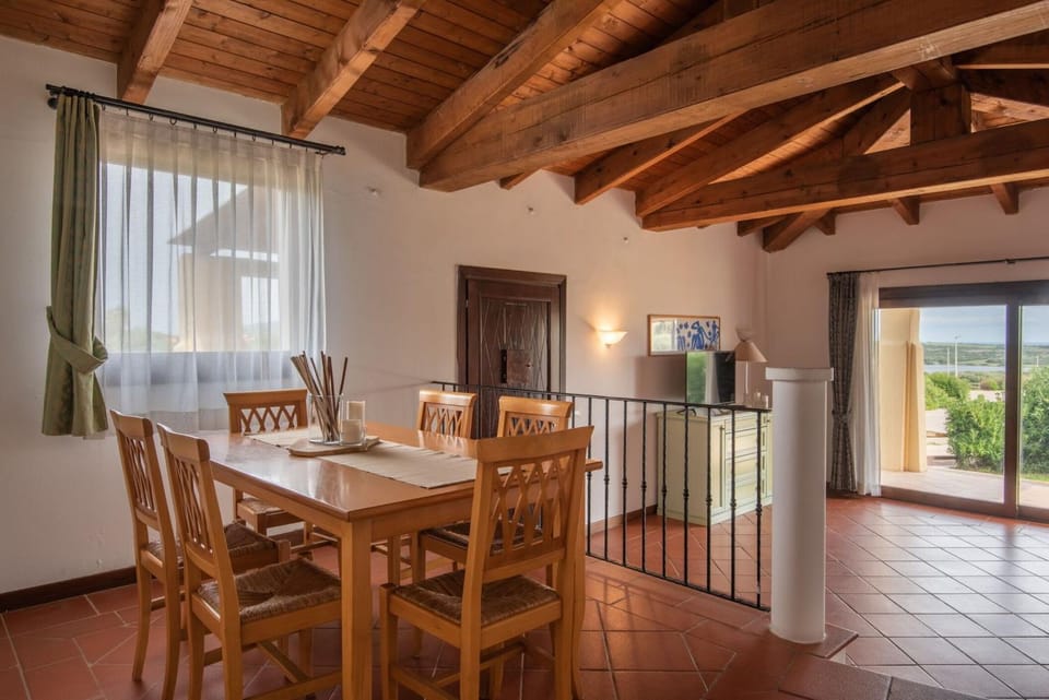 Spring, Summer, Dining area, Autumn