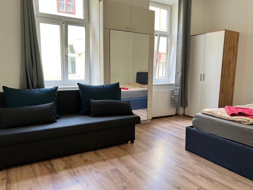 Bed, Seating area, Bedroom, wardrobe