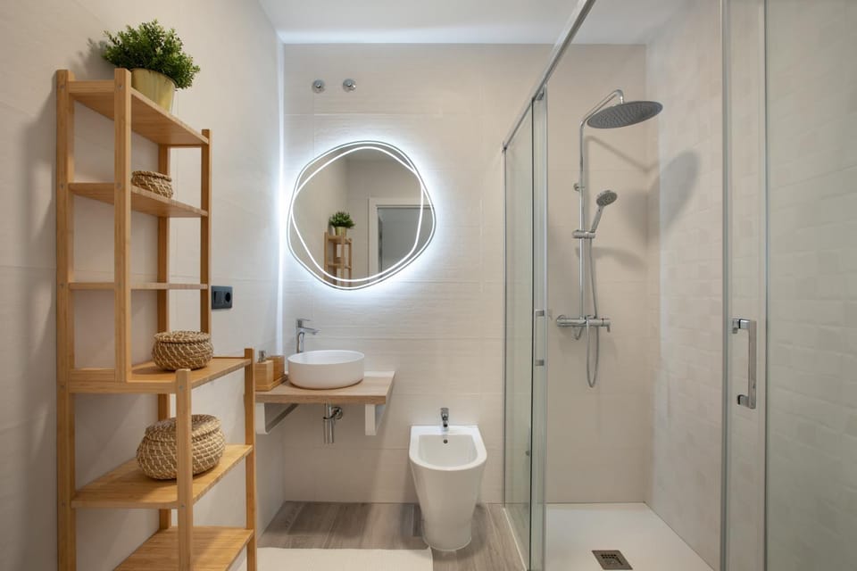 Bathroom, Living room
