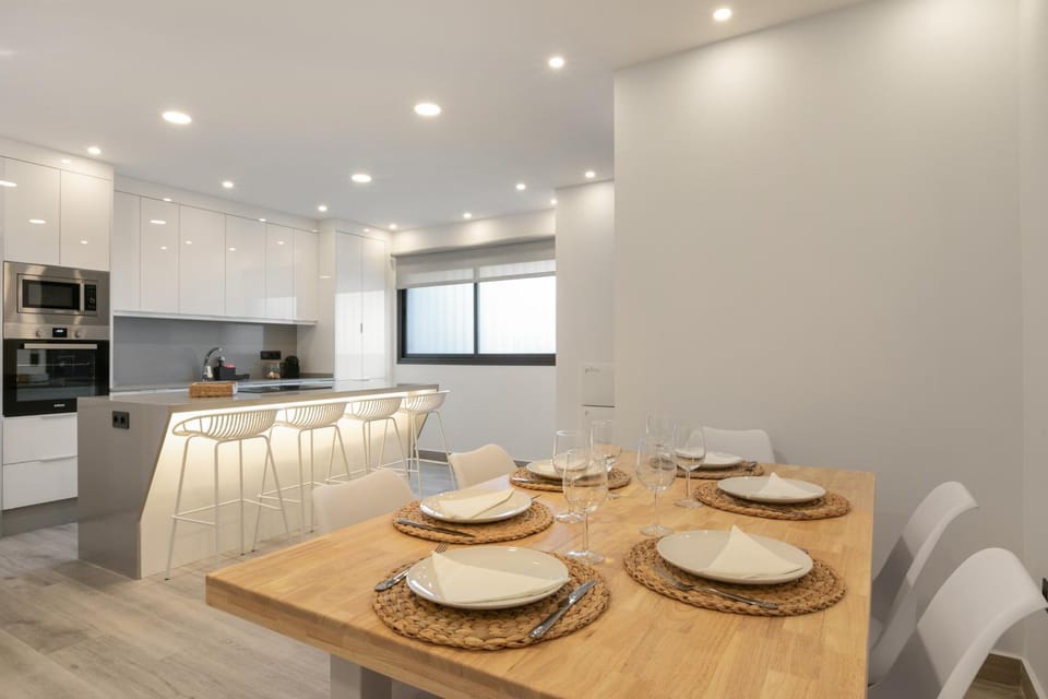Property building, Kitchen or kitchenette, Living room