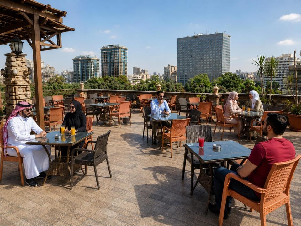 Restaurant/places to eat, Lounge or bar