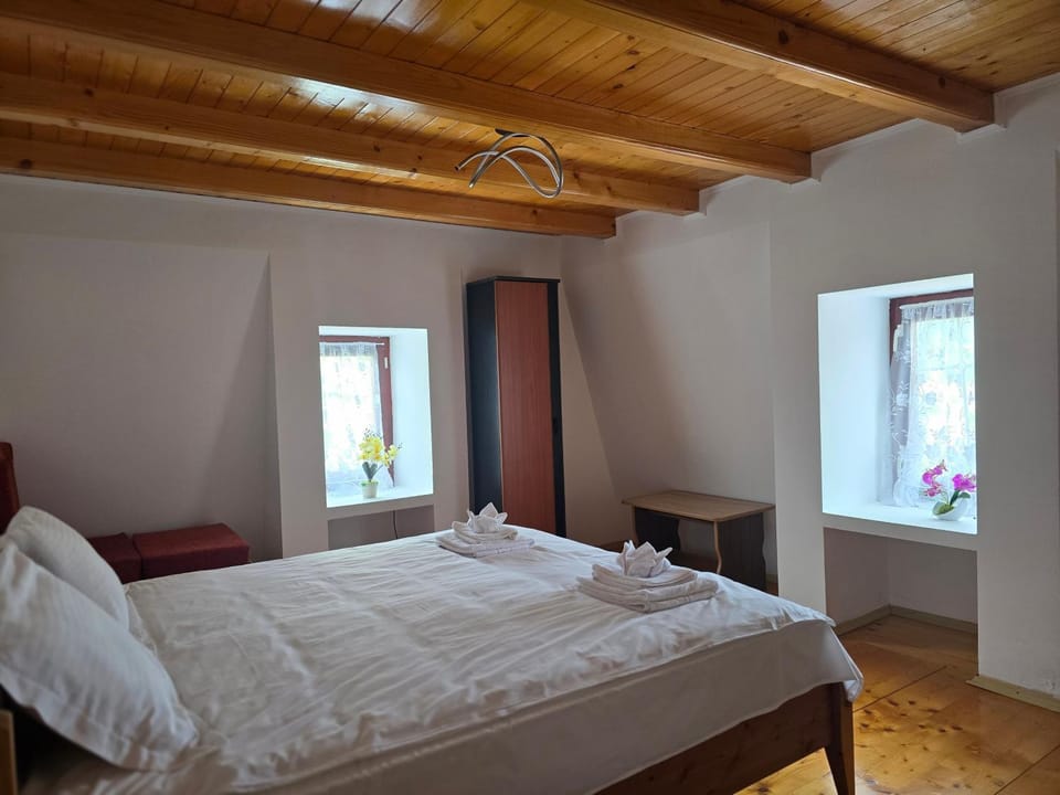 Casa Mioritei Vacation rental in Romania
