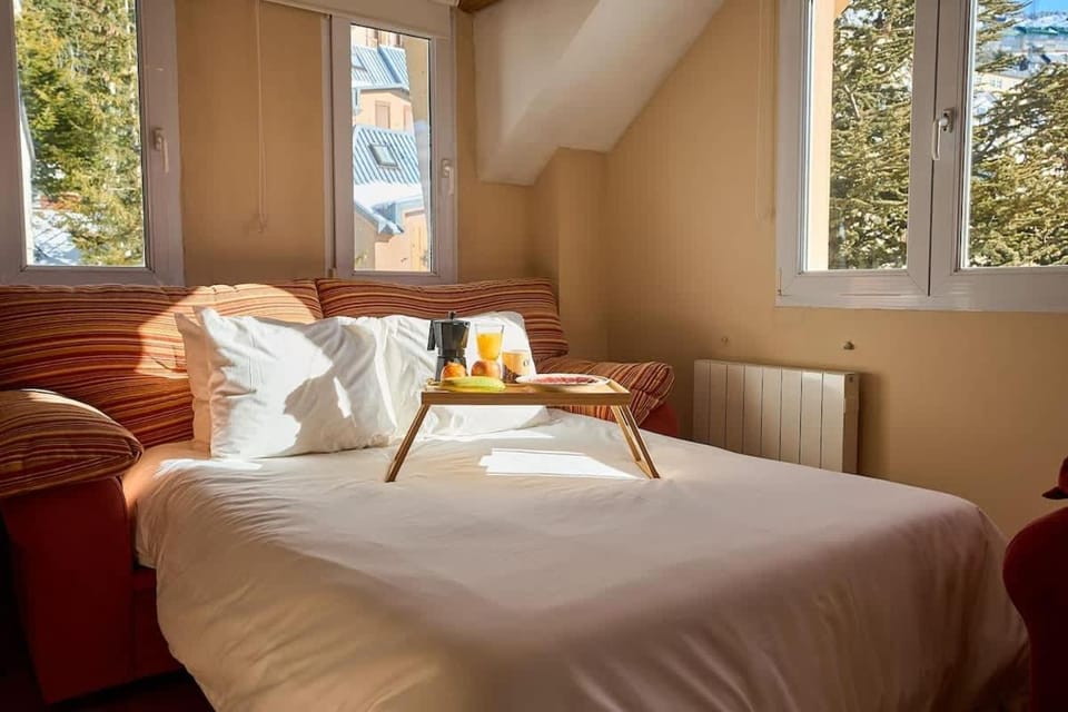 Cozy Loft Sierra Nevada Apartment in Sierra Nevada