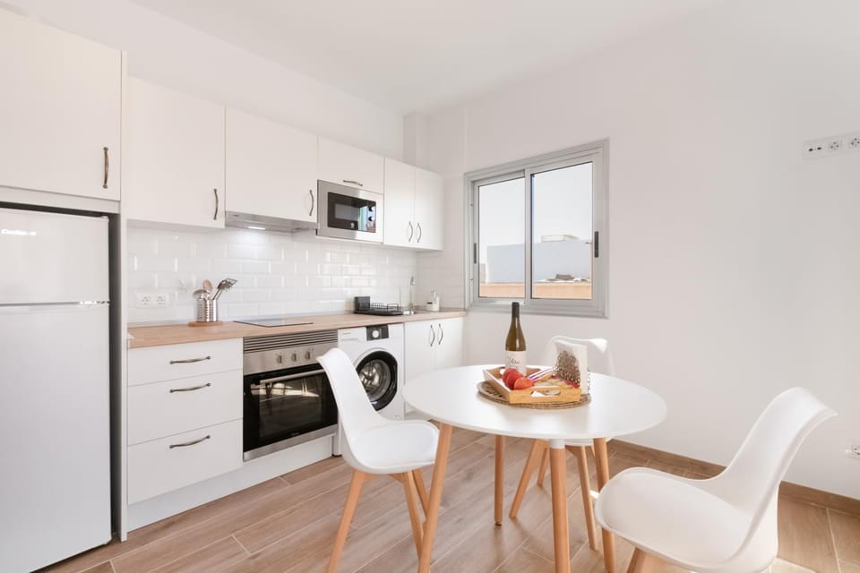 Property building, Kitchen or kitchenette, Living room