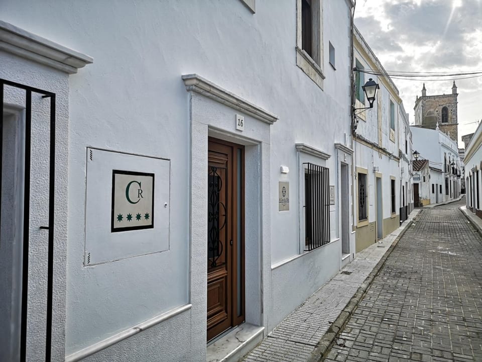 Property building, Street view