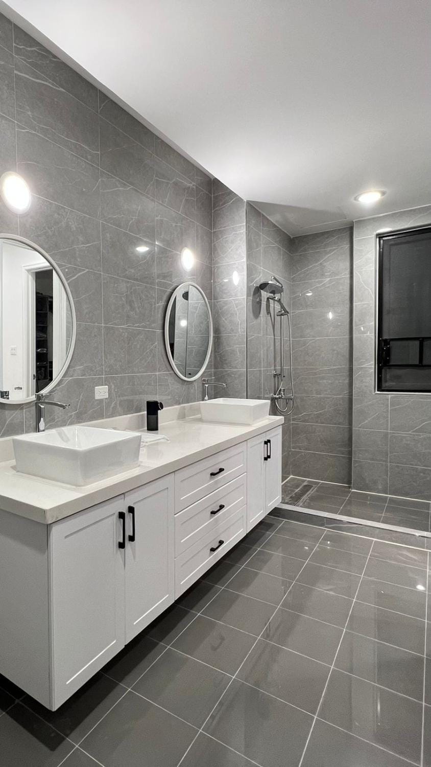 W39 Comfort Suites - Kingston - pool Apartment in Kingston