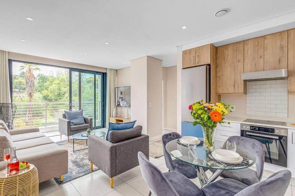 The Terrace 2 bed - Sandton Gate Apartment in Sandton