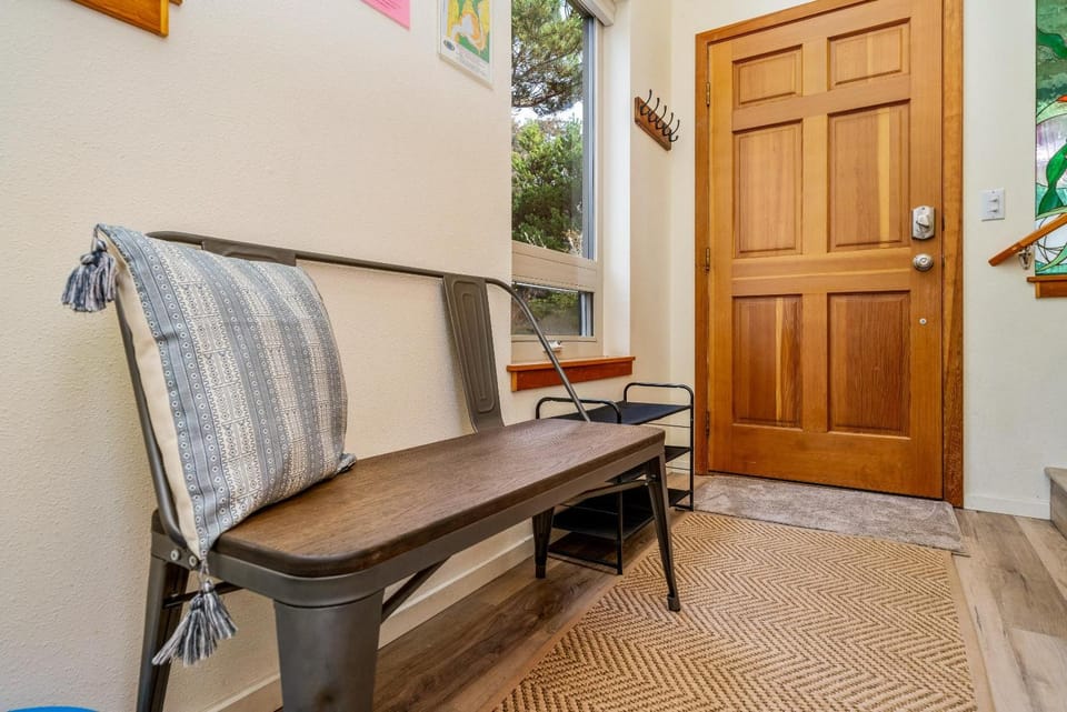 Sunny Chalet MCA#50350 House in Manzanita