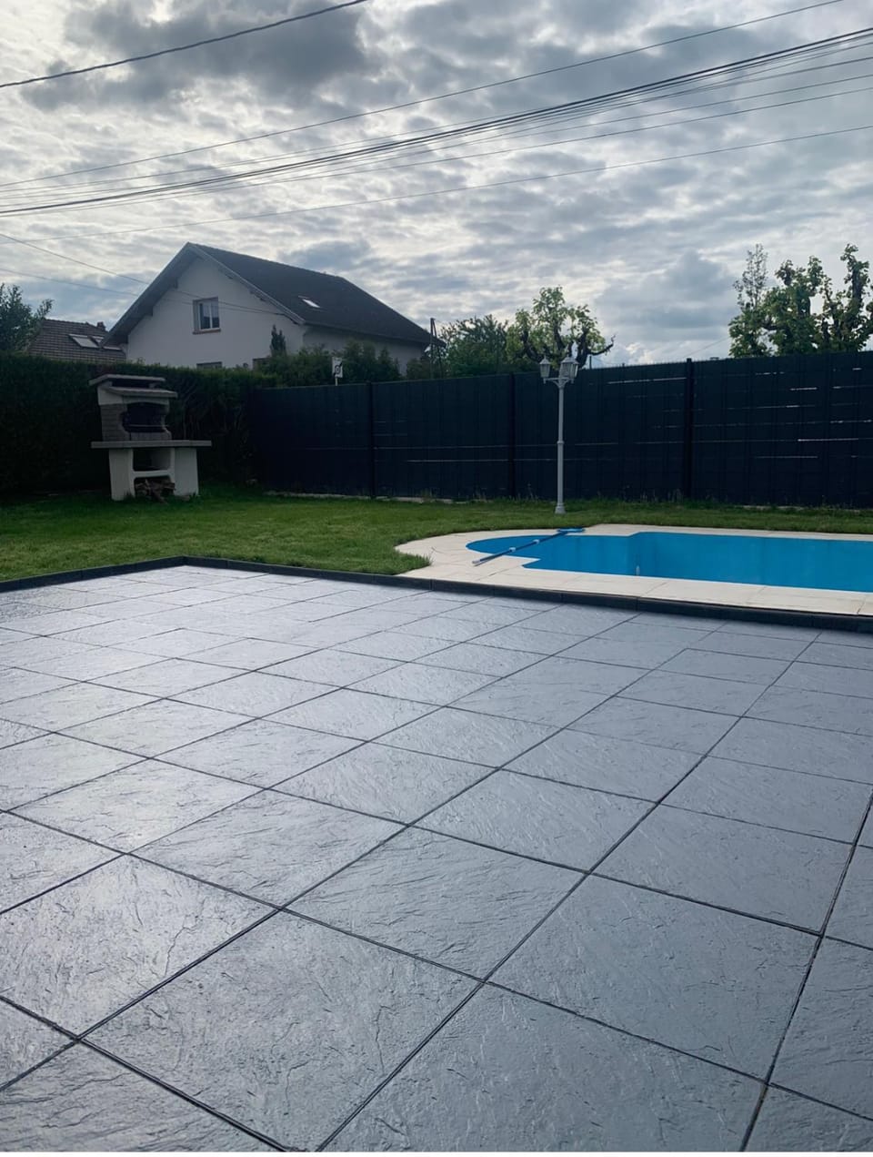 Studio dans une maison avec parking Apartment in Montbéliard