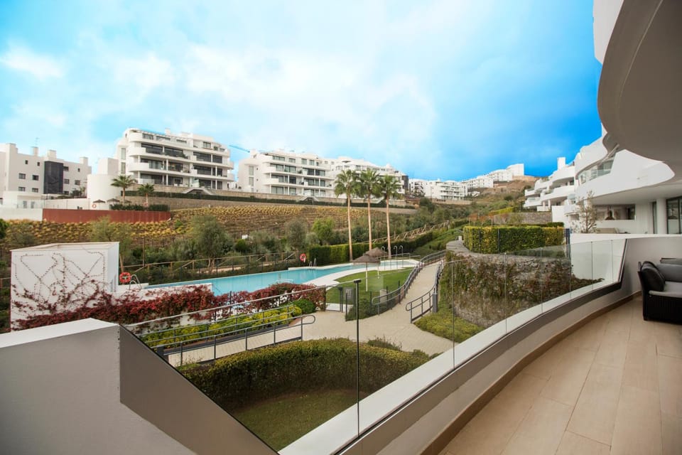 Pool view, Swimming pool