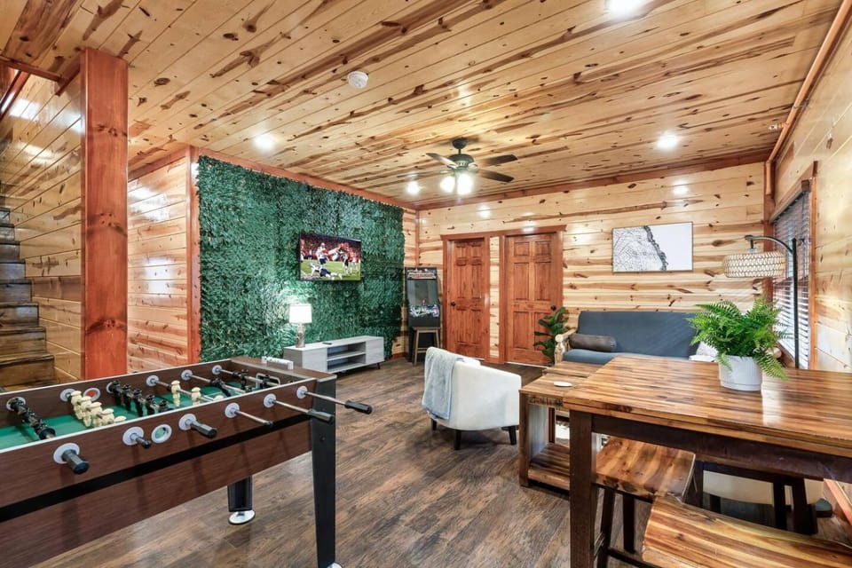 Doublehead Lodge House in Sevier County