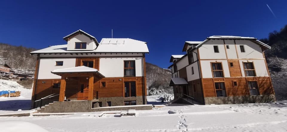 Property building, Day, Winter