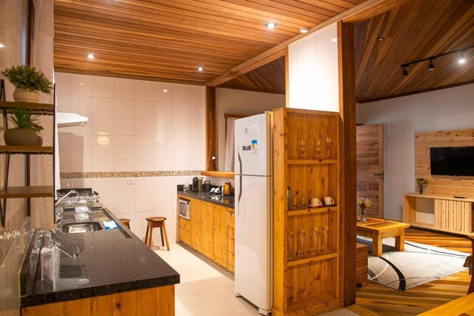 Casa dos Pinheiros House in Visconde de Mauá