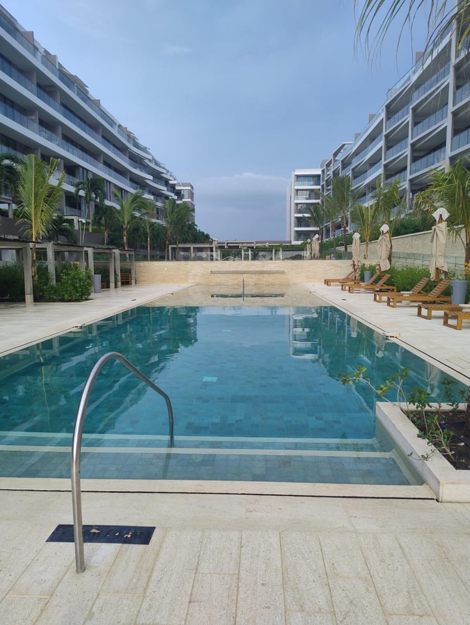 Swimming pool, Swimming pool