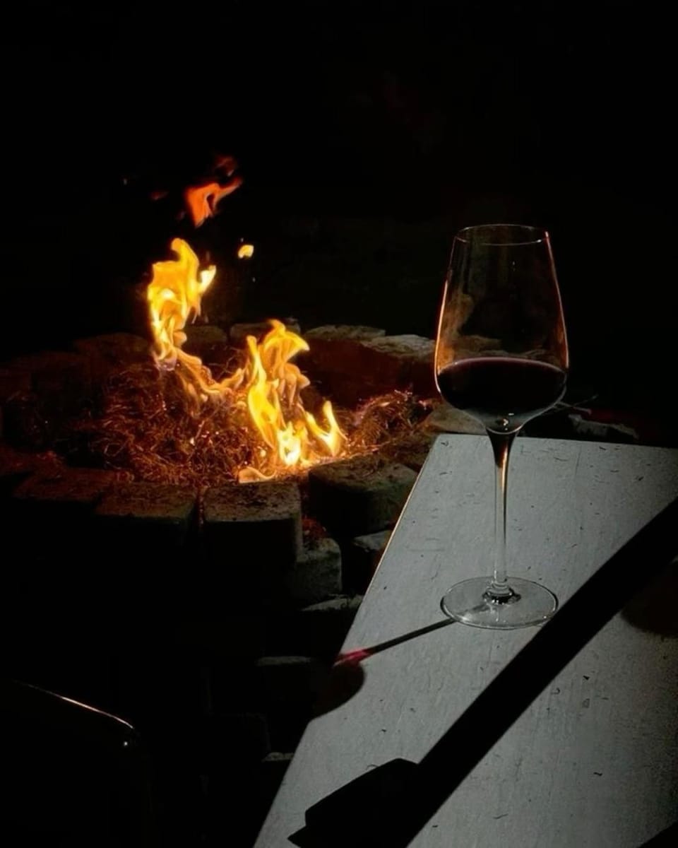 Patio, Food and drinks