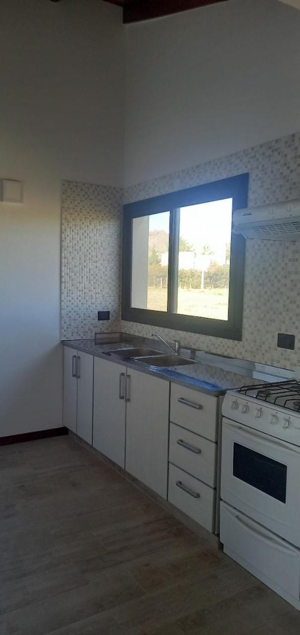Rumbo Serrano House in Buenos Aires Province