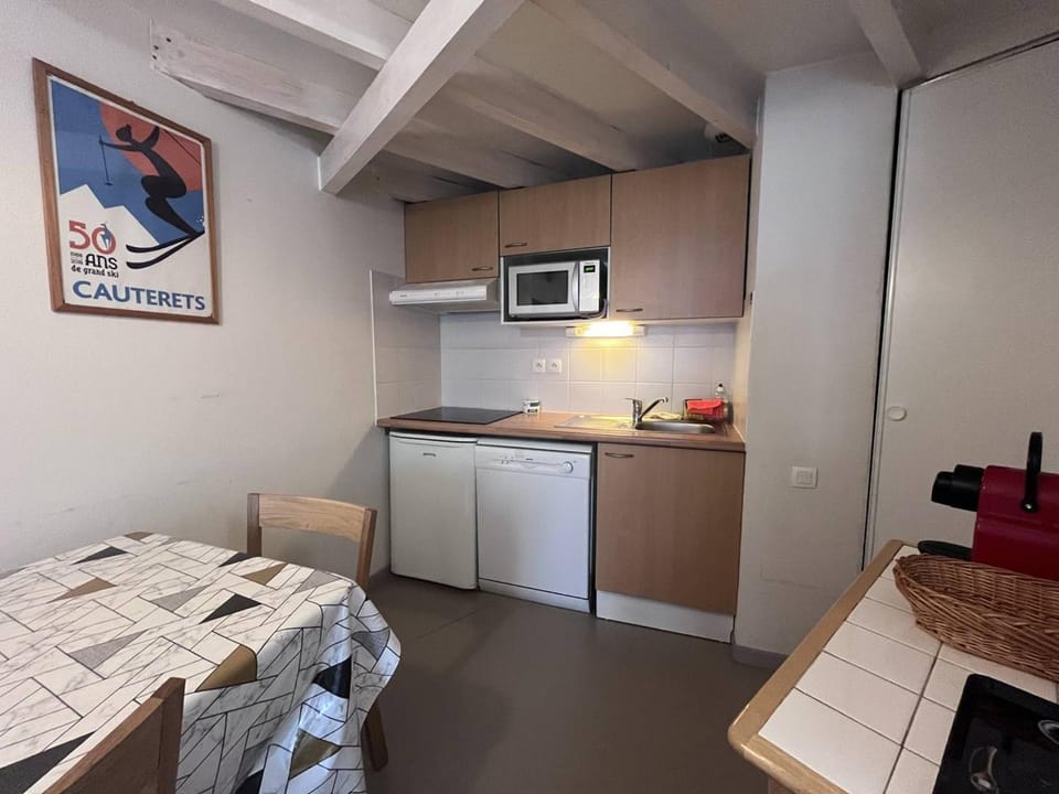 Appartement 2 chambres avec mezzanine, au cœur de Cauterets - FR-1-812-22 Apartment in Cauterets
