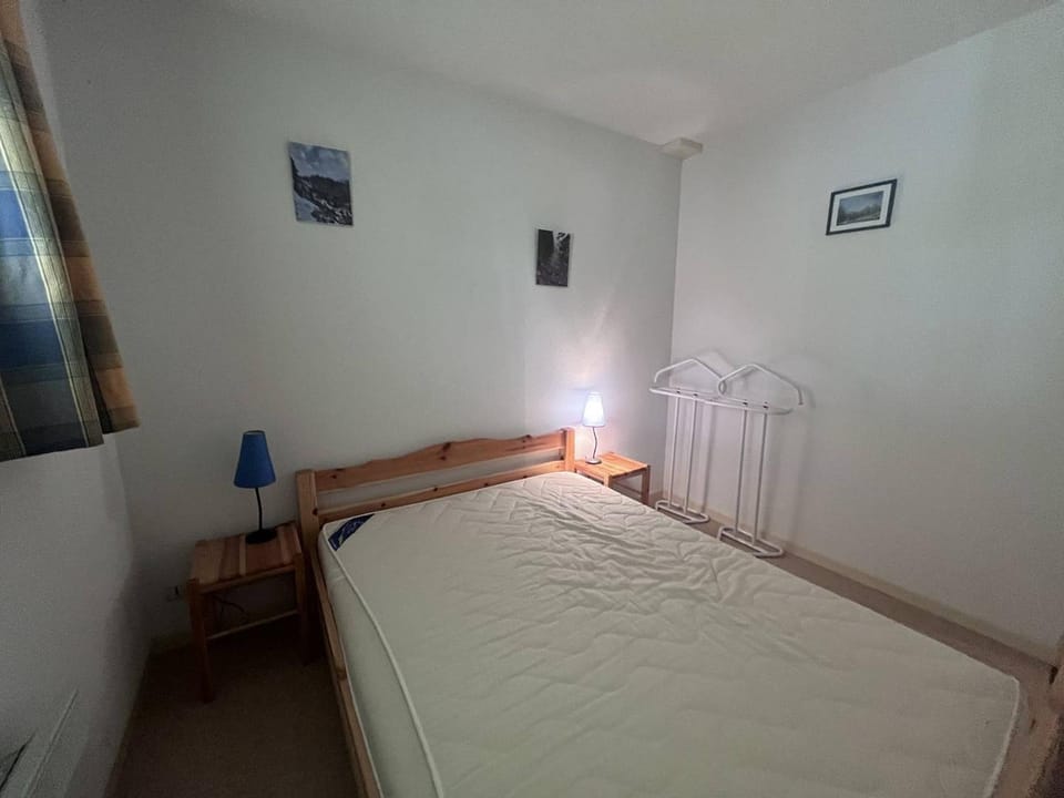 Charmant appart 6 pers, 2 ch, à Cauterets avec parking - FR-1-812-104 Apartment in Cauterets