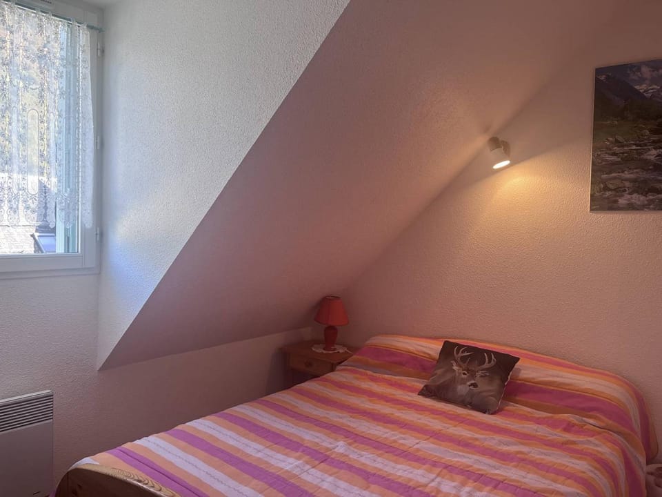 Appartement duplex à Cauterets avec parking et animaux admis - FR-1-812-118 Apartment in Cauterets