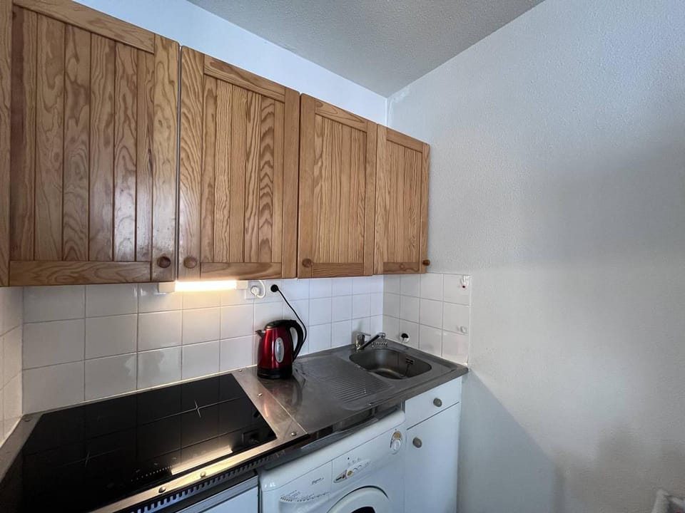 Appartement lumineux avec balcon au centre de Cauterets - FR-1-812-121 Apartment in Cauterets