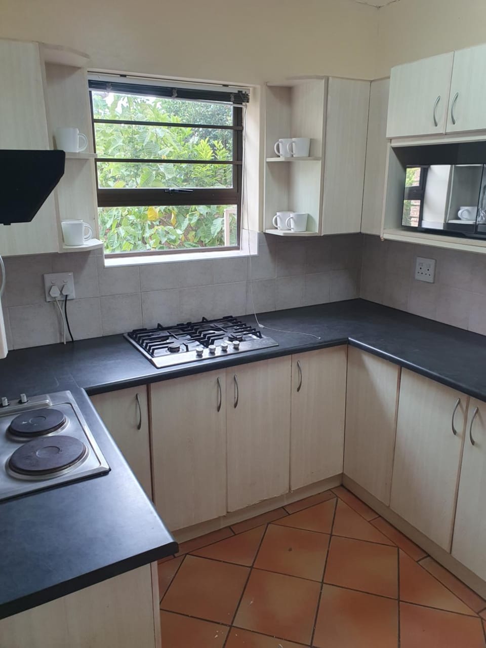 36 Steps to Beach Sand House in Port Elizabeth