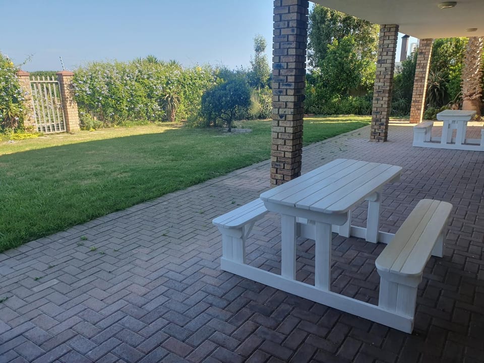 36 Steps to Beach Sand House in Port Elizabeth
