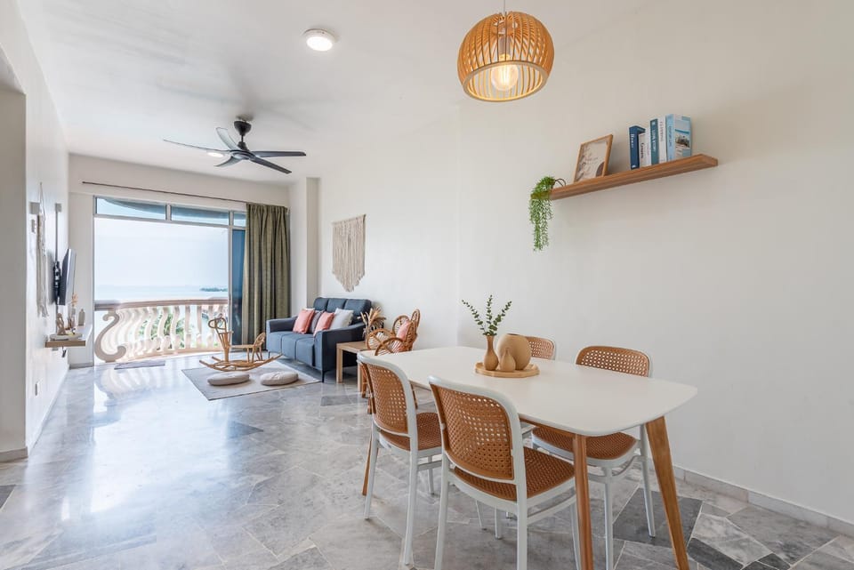 PortDickson Beachfront Home 10pax3BR 1MinToBeach Apartment in Port Dickson