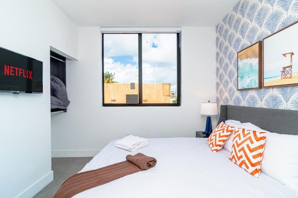 Cozy Miami 2BR Oasis Near Brickell, Calle Ocho & Marlins Stadium Apartment in Miami