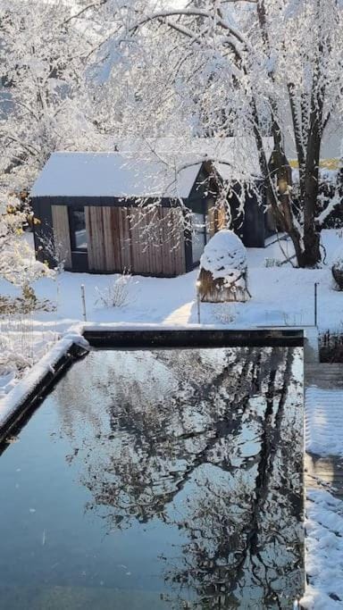 Property building, Winter
