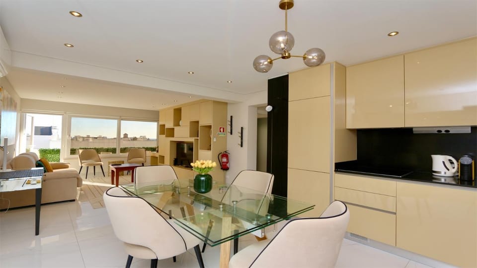 Living room, Seating area, Dining area