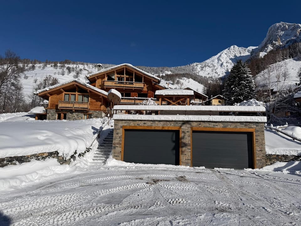 3 Chalets Paradiski, les Arcs Peisey Vallandry - 10 personne x 3 Chalet in Peisey-Nancroix