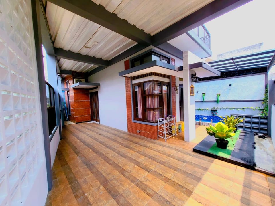 Balcony/Terrace, Parking