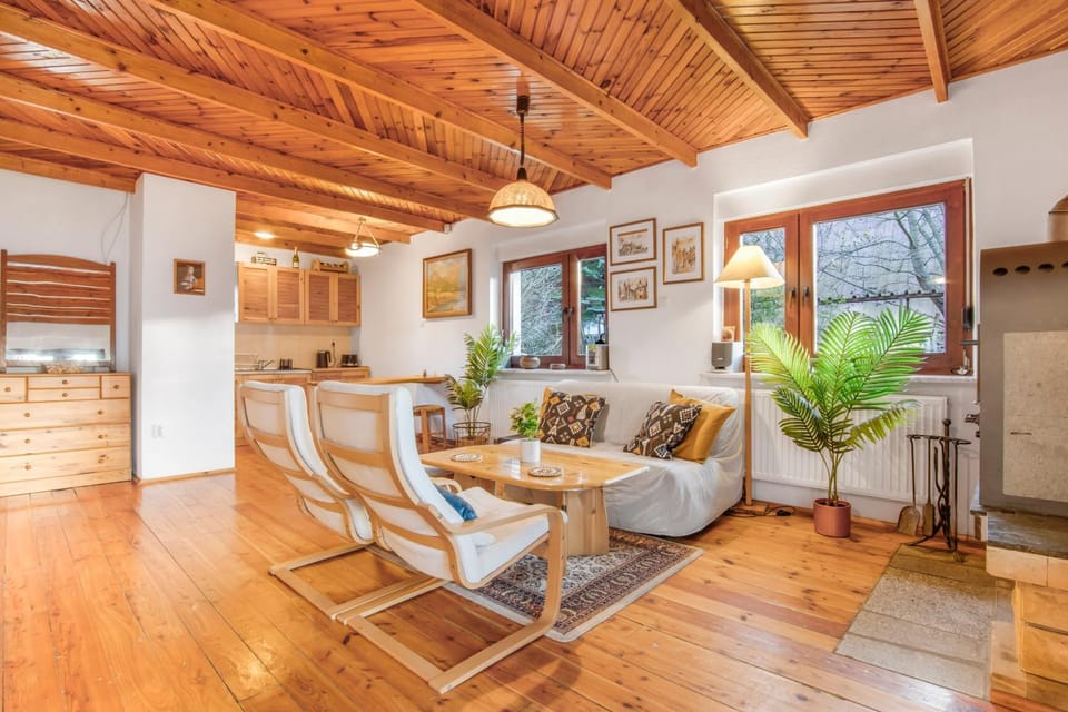 Communal lounge/ TV room, Seating area