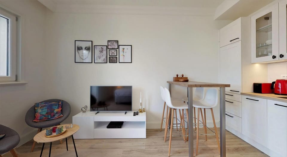 Waterfront Studio Apartment - Lustica Marina Village Apartment in Kotor Municipality