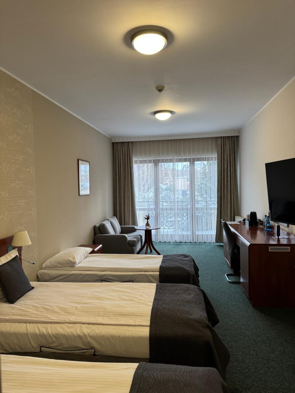 Photo of the whole room