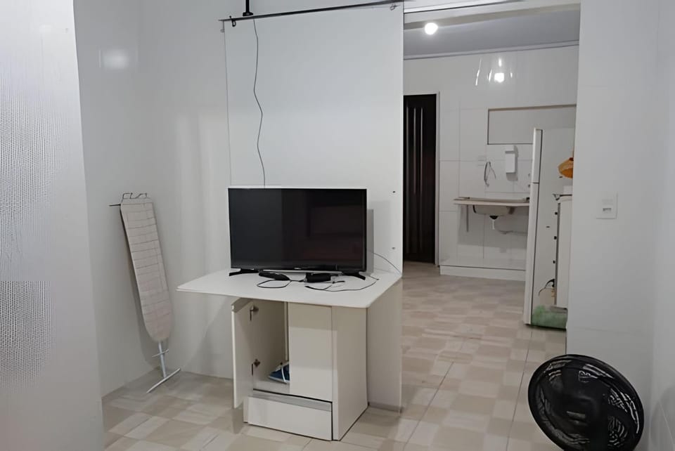 kitnet 01 preço popular Apartment in State of Goiás