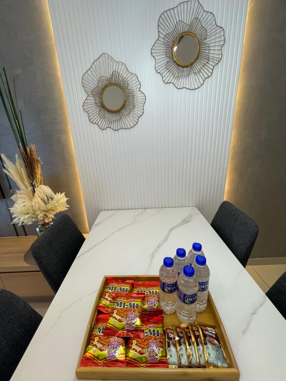 Instay Atlantis - The Cozy Pool Apartment in Malacca