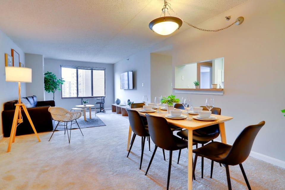 Living room, Seating area, Dining area