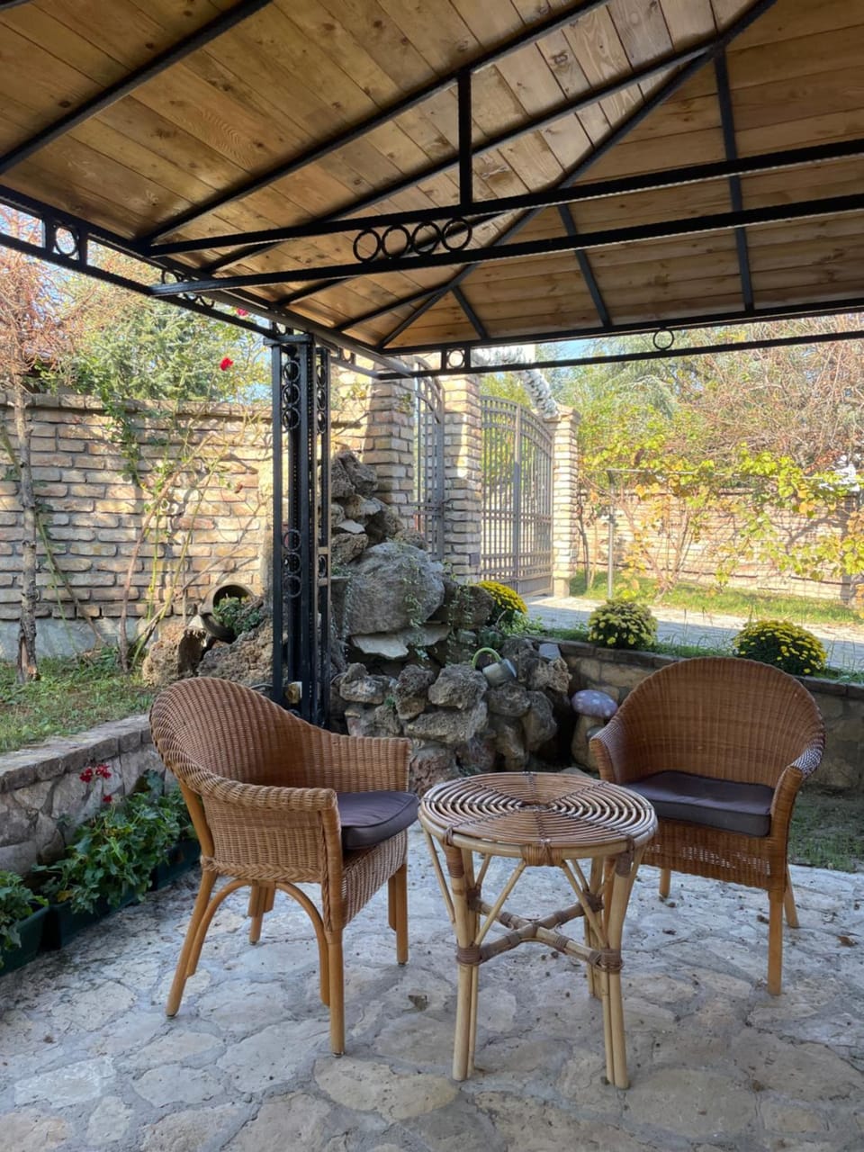 Naša priča House in Serbia
