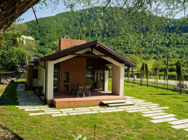 Căsuța de la moara Farm Stay in Romania