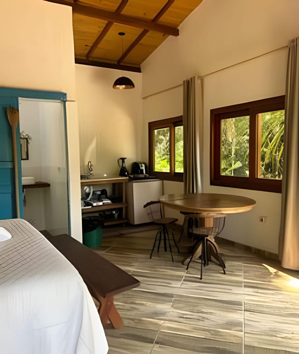 Viver a Ilha – Loft 90m Mar • King • Condomínio House in Ilhabela