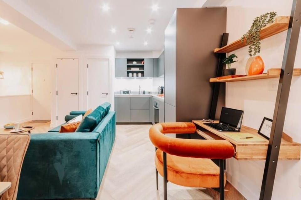 Kitchen or kitchenette, Living room, Seating area