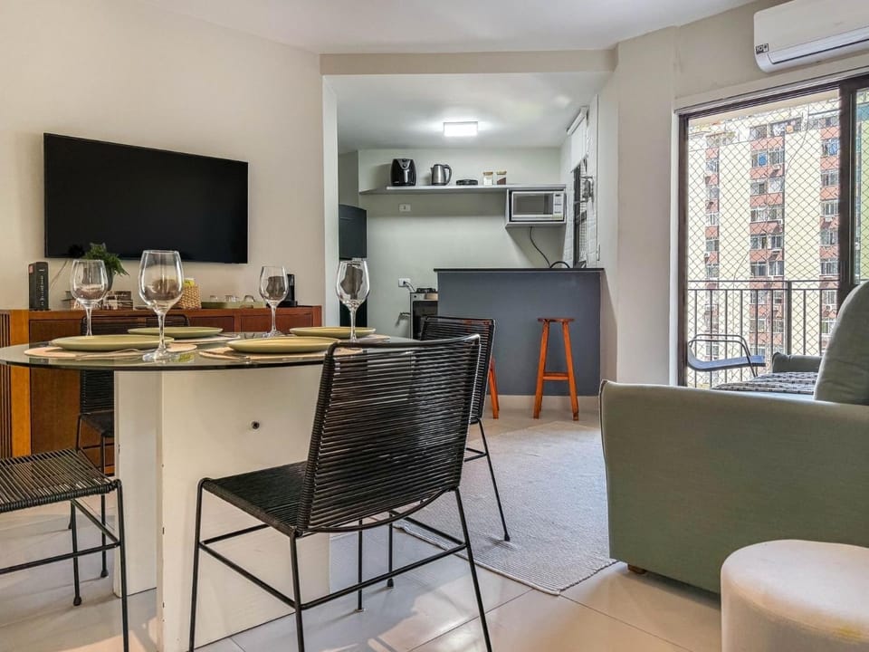 Flat com serviços e vista mar Apartment in Rio de Janeiro