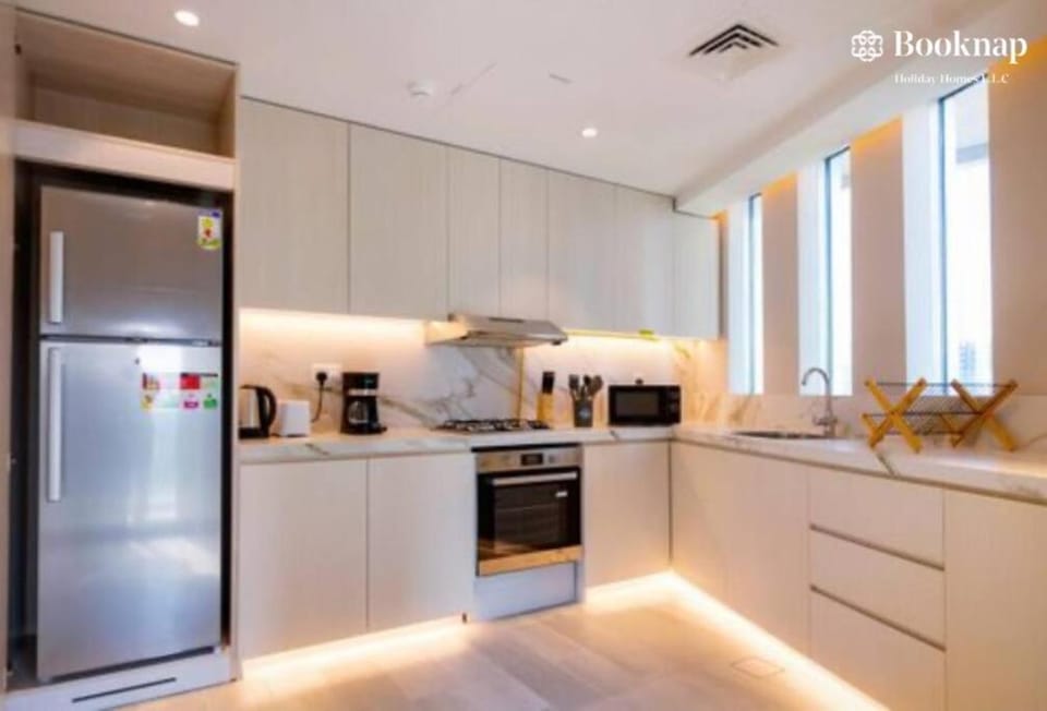 Cozy & Stylish 1 BHK Apartment at Marina Star Apartment in Dubai