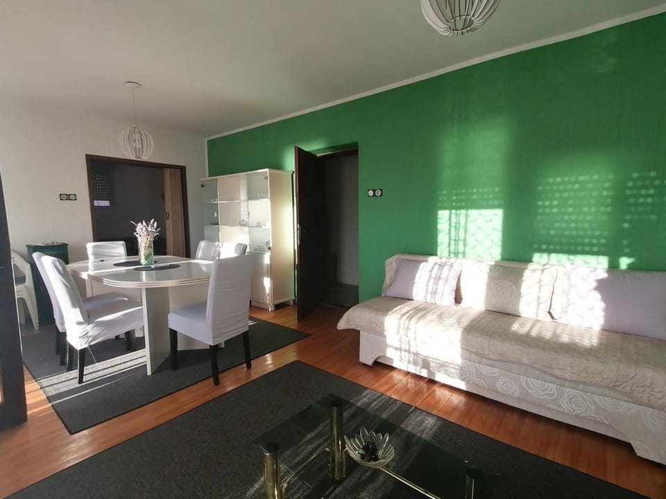 Apartman Visnja Apartment in Novi Vinodolski