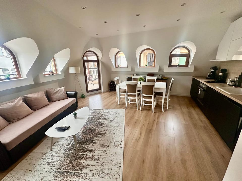 Deluxe Apartment Burgas City Centre with Free Parking Apartment in Burgas
