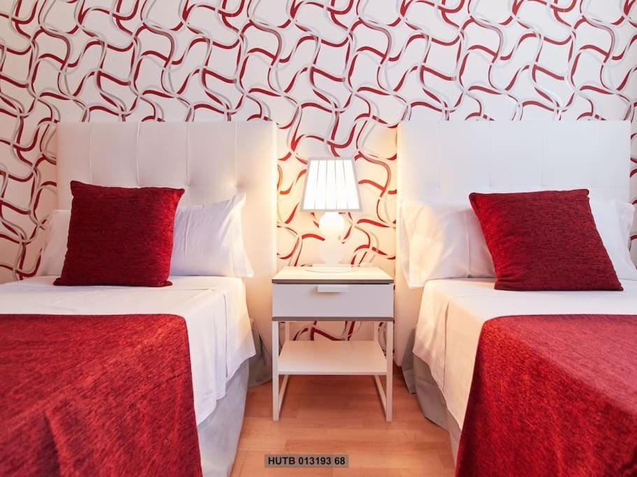 Alcam Cervantes Playa Badalona Apartment in Badalona