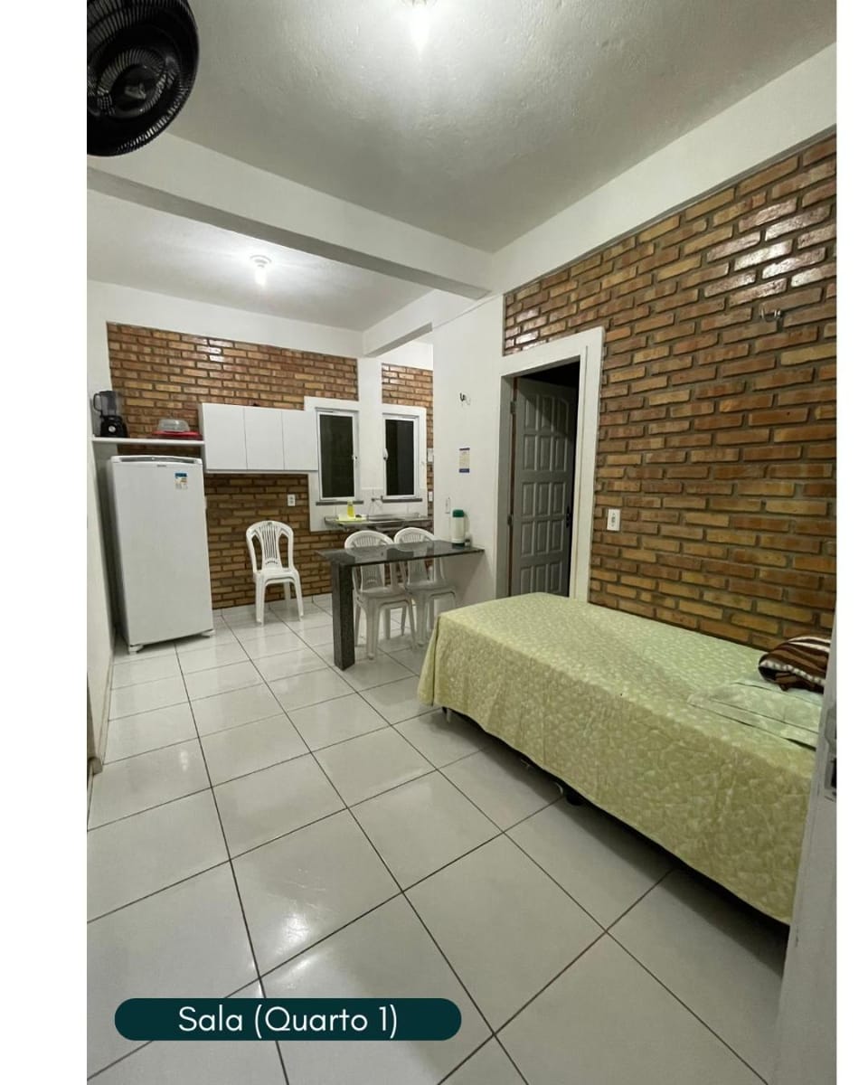 Bed, Living room