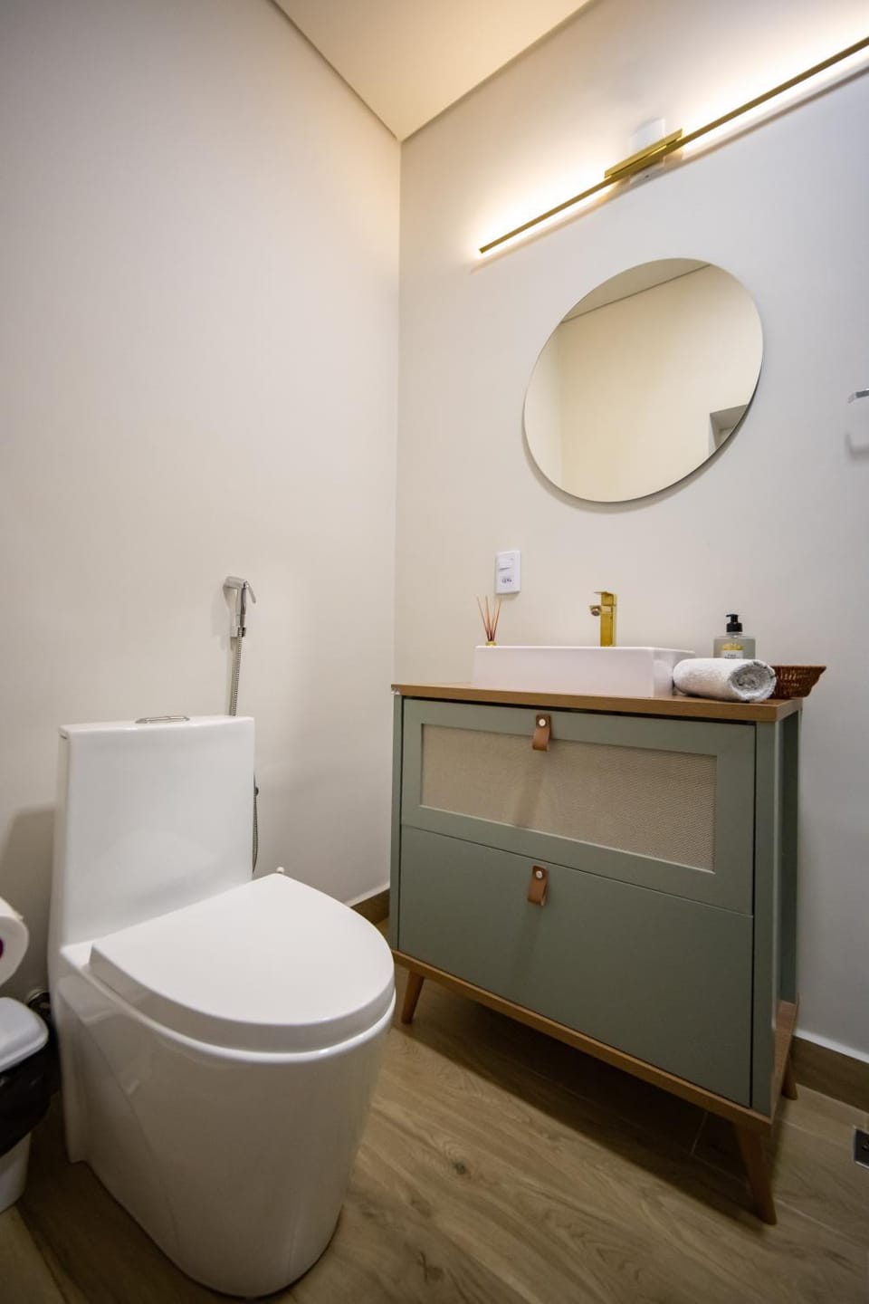 Toilet, Bathroom